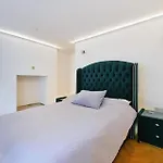 City Chic London Apartment With 2 Bedrooms