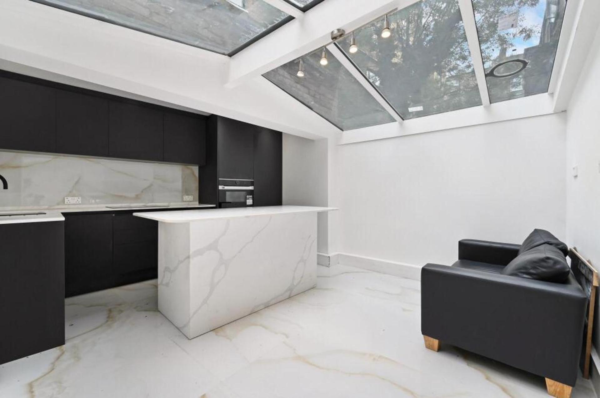 Appartamento Chic With 2 Bedrooms Londra